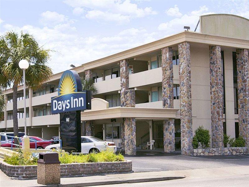 Days Inn By Wyndham Myrtle Beach-Beach Front Dış mekan fotoğraf