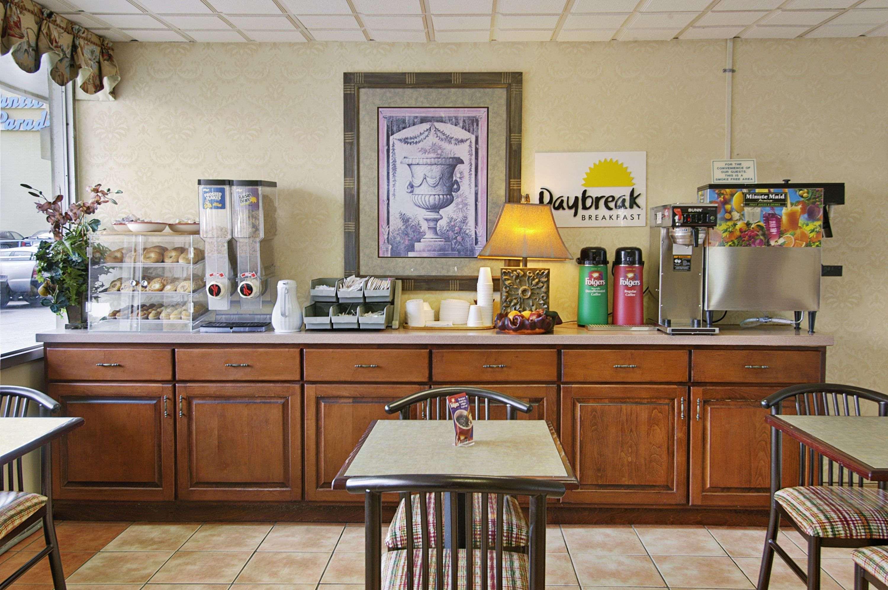 Days Inn By Wyndham Myrtle Beach-Beach Front Dış mekan fotoğraf