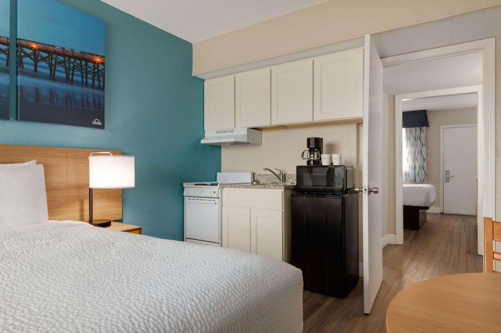 Days Inn By Wyndham Myrtle Beach-Beach Front Dış mekan fotoğraf